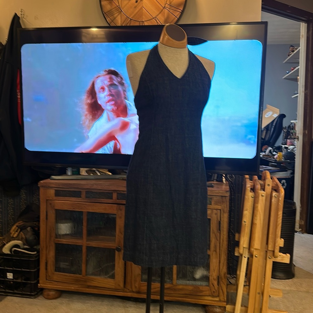 Ann Taylor sz 6 petite soft denim halter style dress